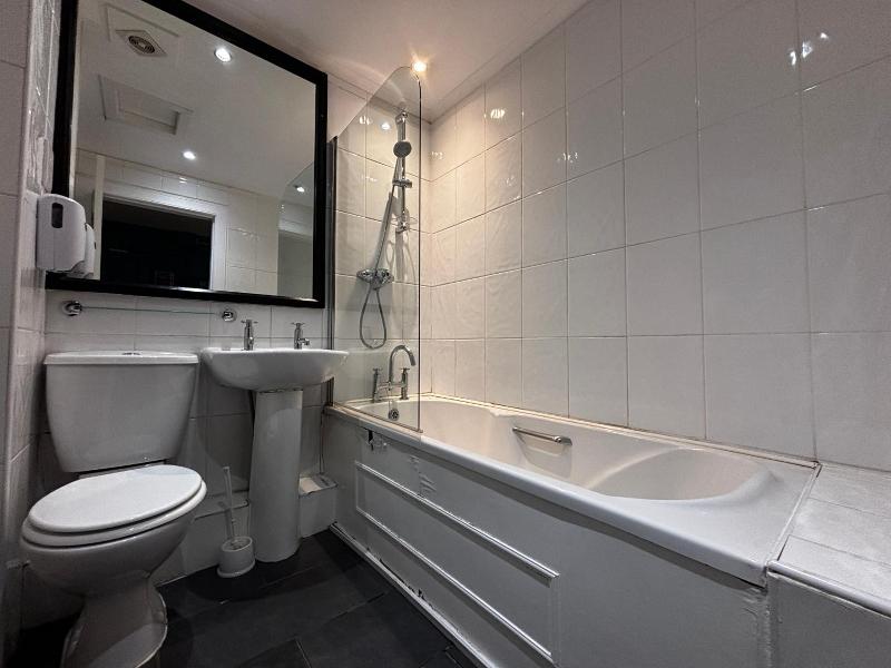 Safestay Glasgow image