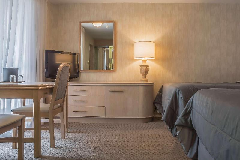 Rodeway Inn Fallsview image