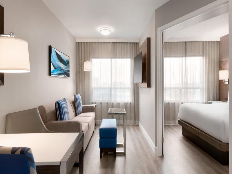 Embassy Suites by Hilton Montreal Airport image