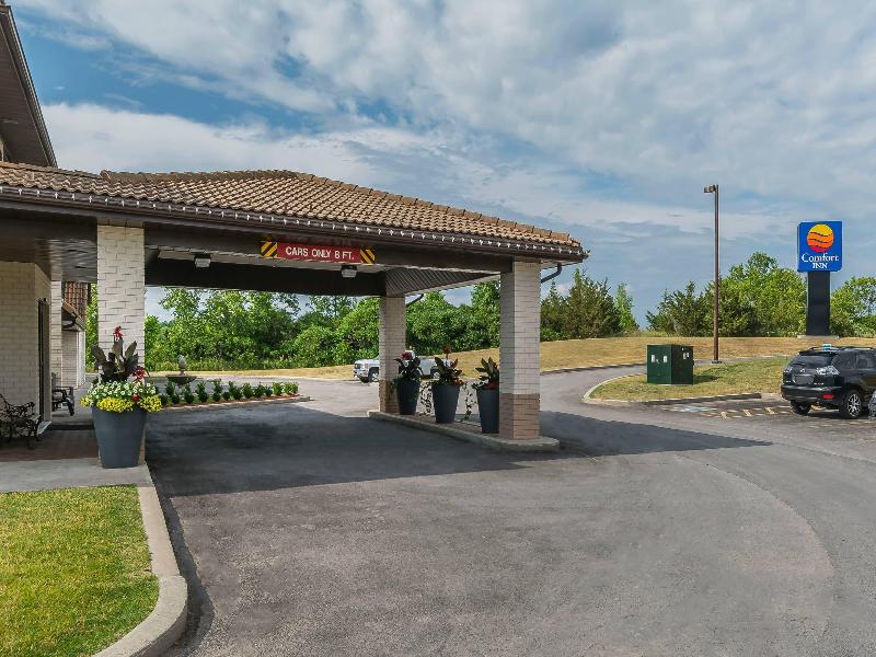 Comfort Inn Trenton image