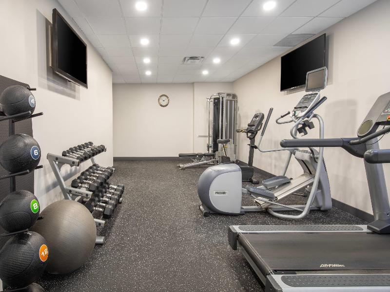 Quality Inn Winnipeg image