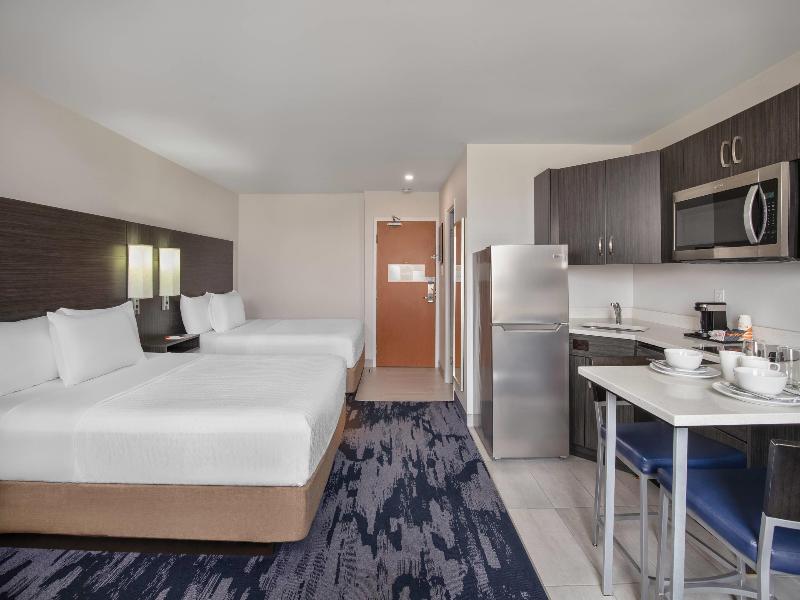 Quality Inn Winnipeg image