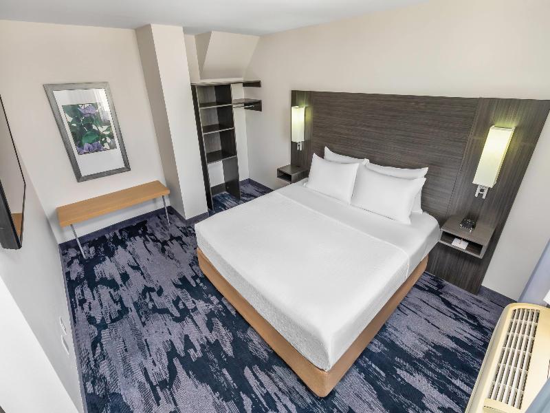 Quality Inn Winnipeg image