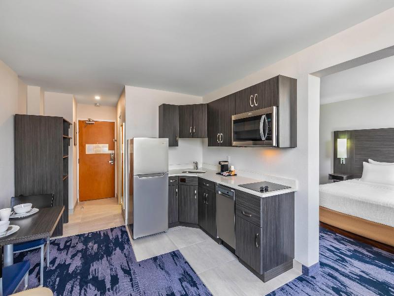 Quality Inn Winnipeg image