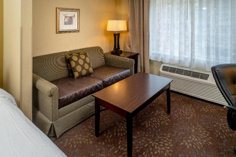 Holiday inn Express Charleston - Kanawha City photo 10