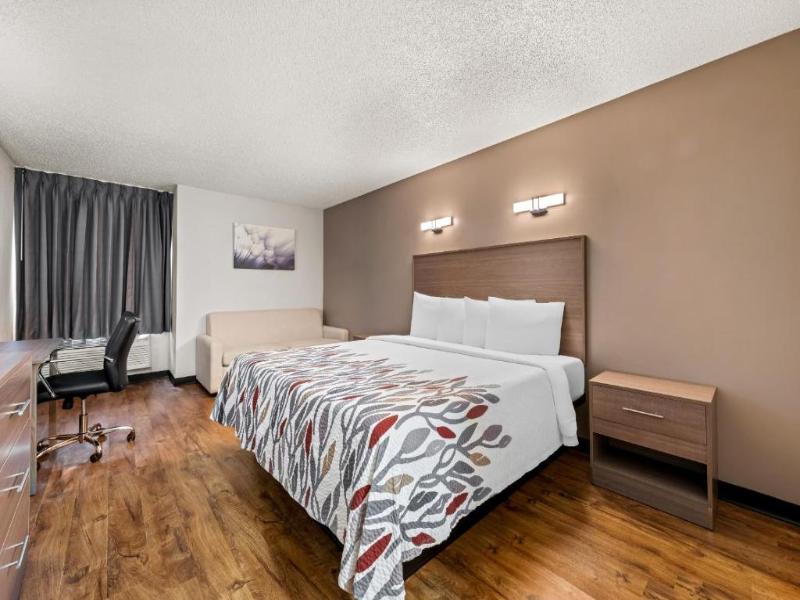 Red Roof Inn Charlotte - University image