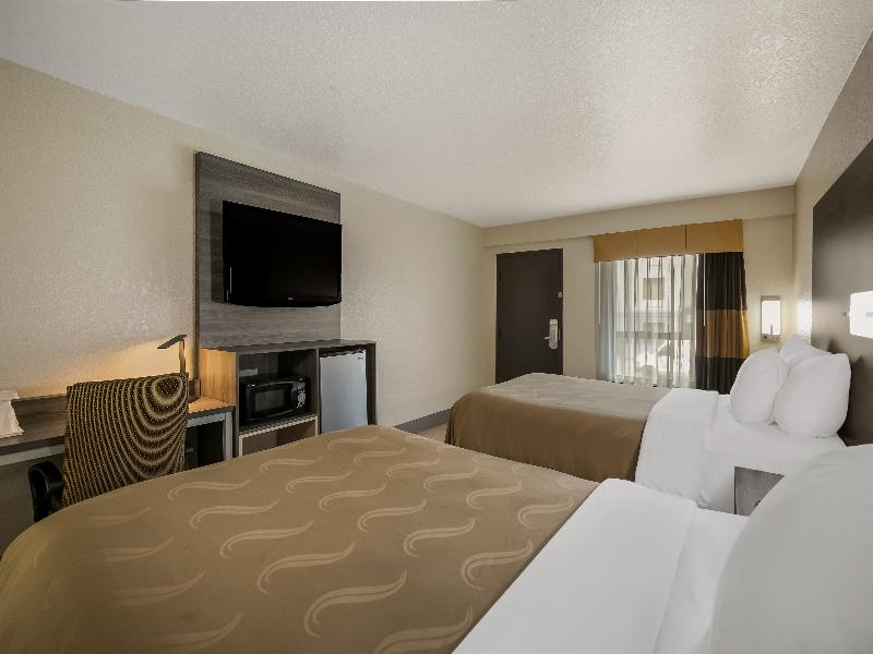 Quality Inn Commerce image
