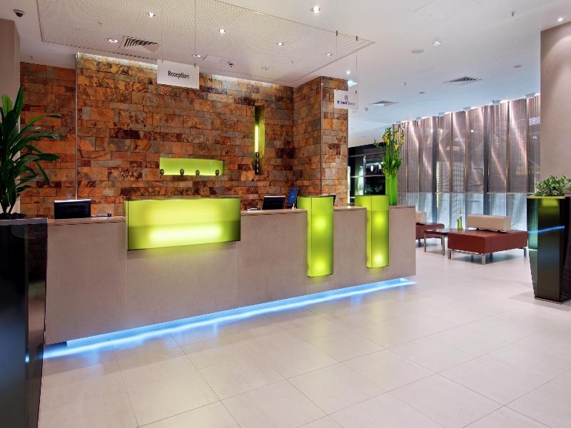 Hilton London Canary Wharf image