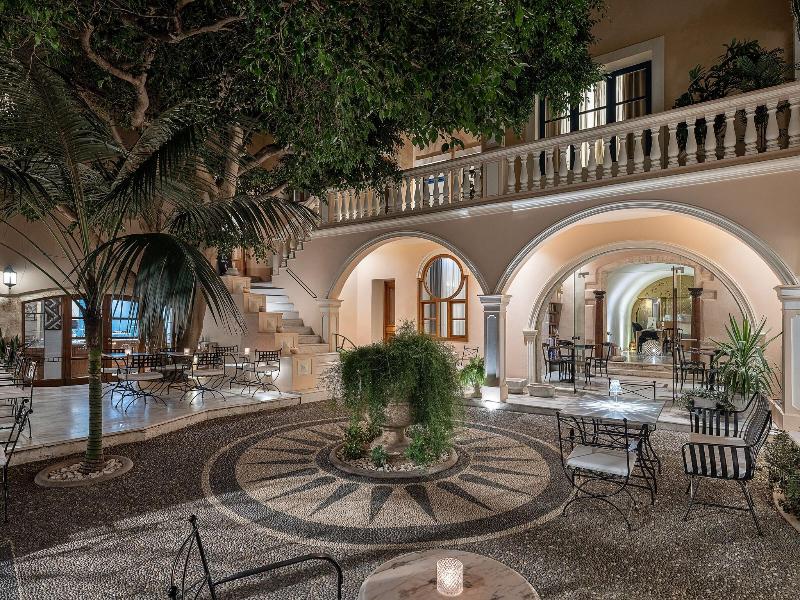 Casa Delfino Hotel & Spa image