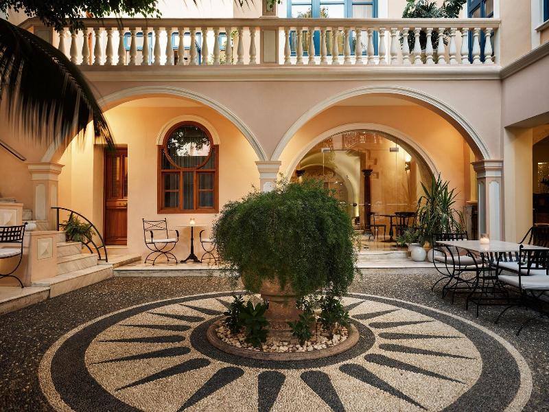 Casa Delfino Hotel & Spa image