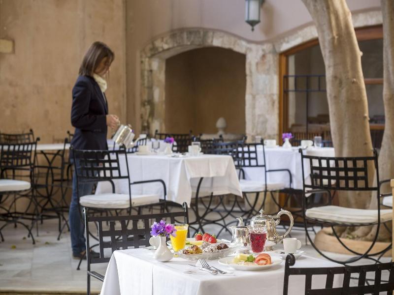Casa Delfino Hotel & Spa image