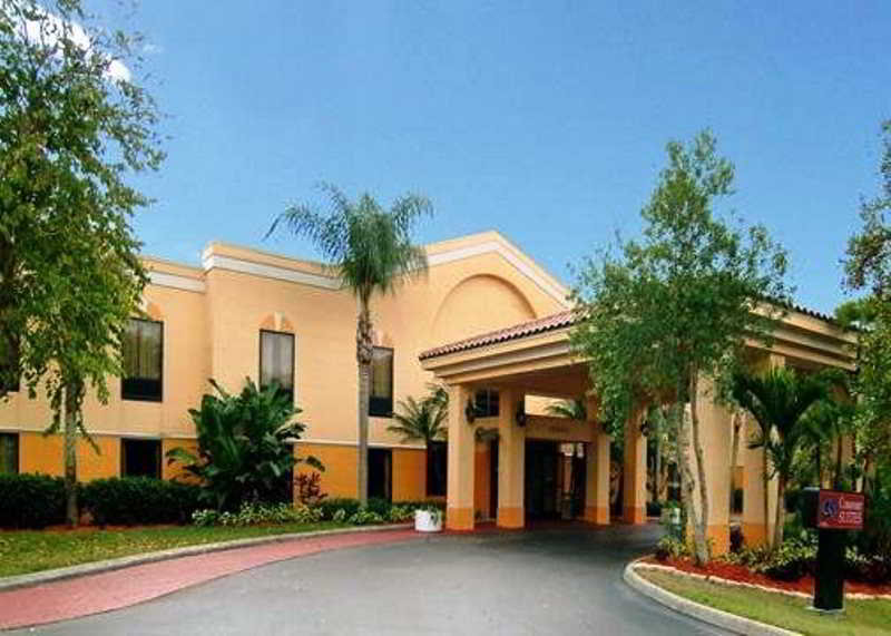 TRAVELODGE FORT MYERS AIRPORT