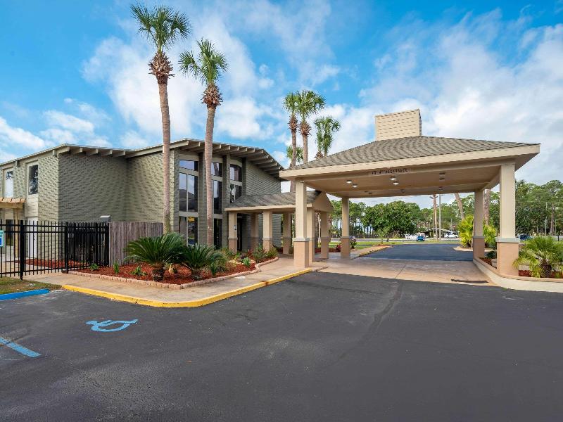 Quality Inn Bayside image