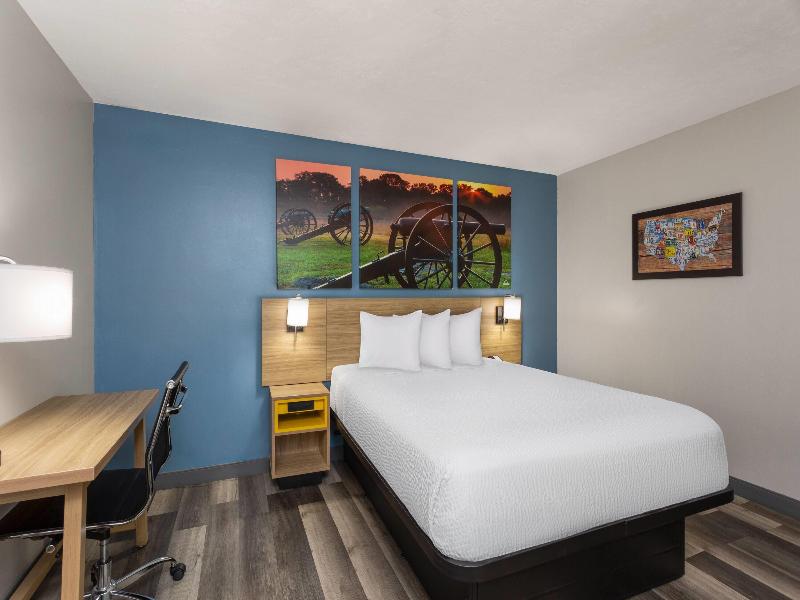 DOUBLE QUEEN BED NON SMOKING — photo 7