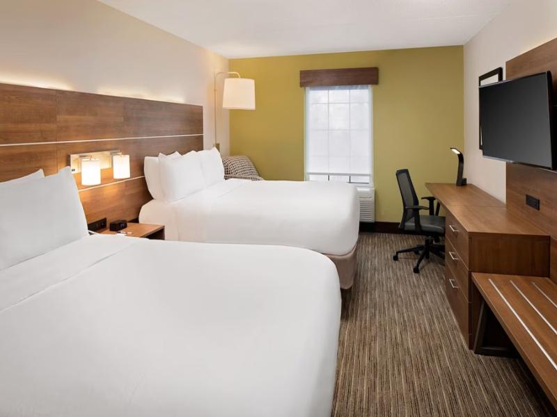 Holiday Inn Express Harrisburg East image