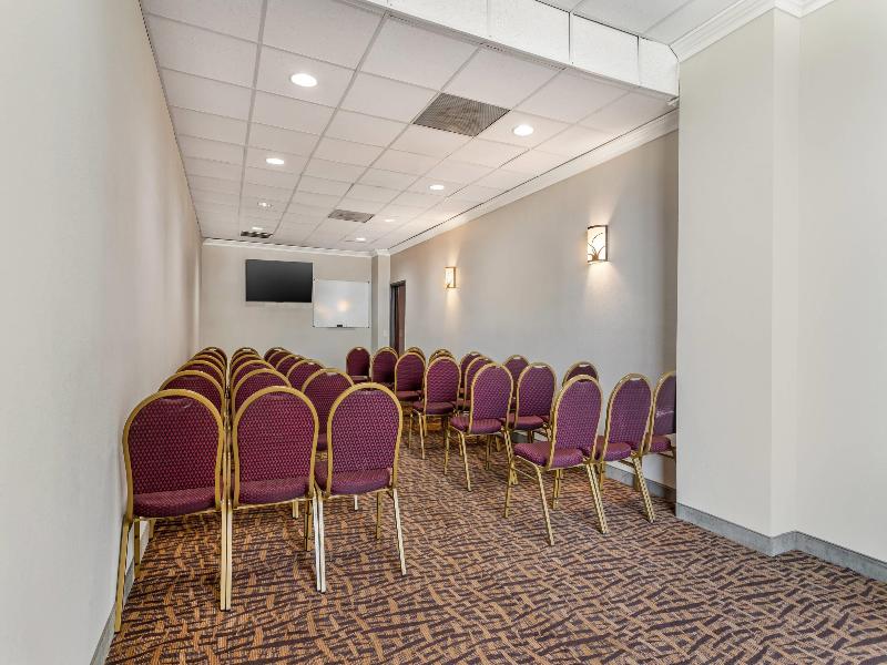 Comfort Suites Bush Intercontinental Airport image