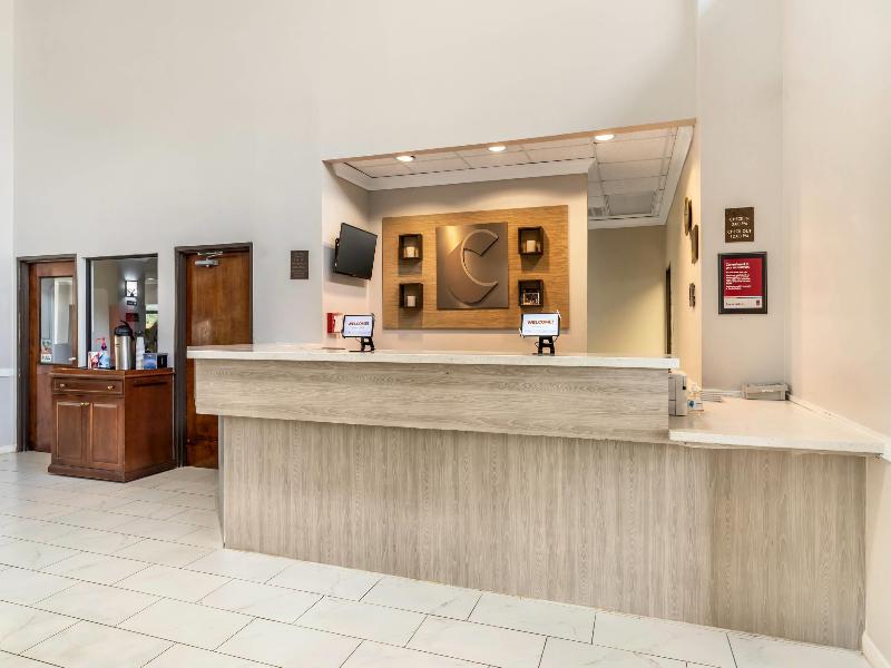 Comfort Suites Bush Intercontinental Airport image