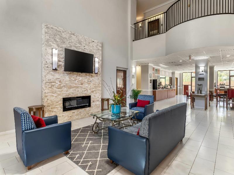 Comfort Suites Bush Intercontinental Airport image