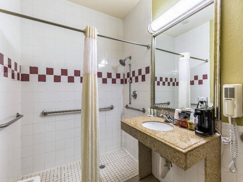 Quality Suites Houston North - Spring