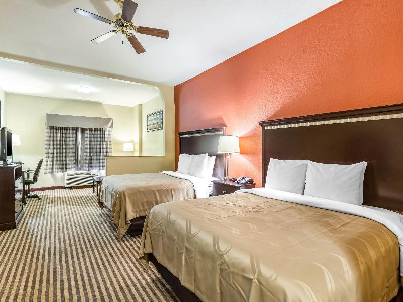 Quality Suites Houston North - Spring