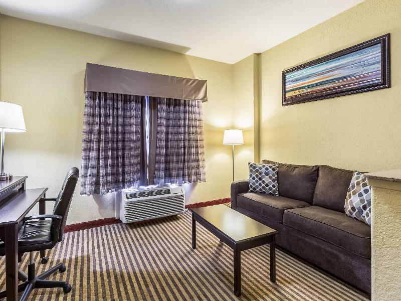 Quality Suites Houston North - Spring