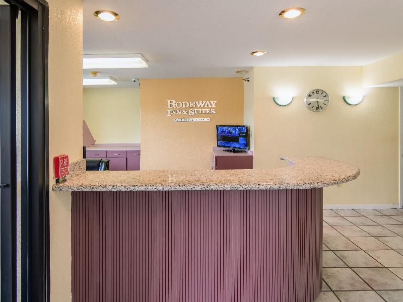 Rodeway Inn AND Suites Hwy 290 NW 