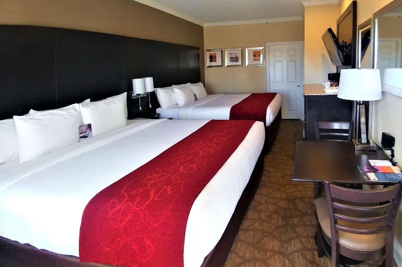 Comfort Suites - Huntington Beach