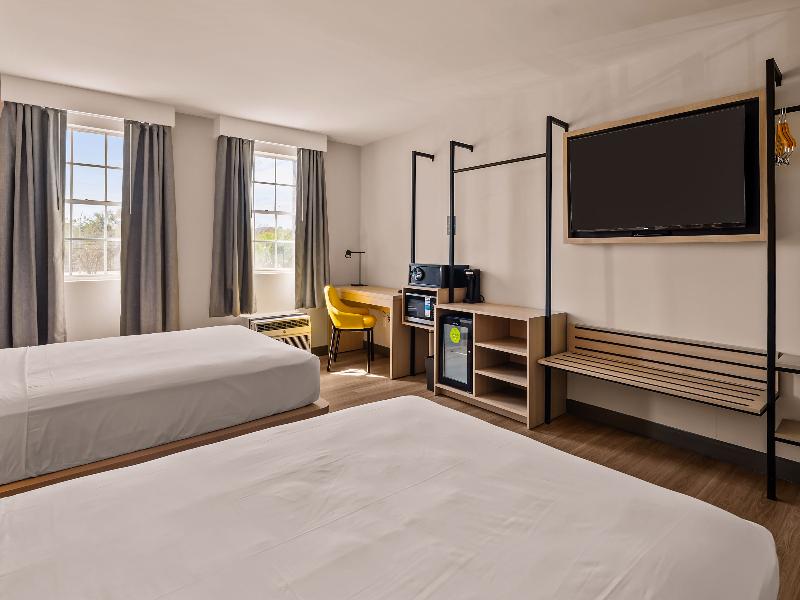 B&B Hotel Jacksonville Airport image