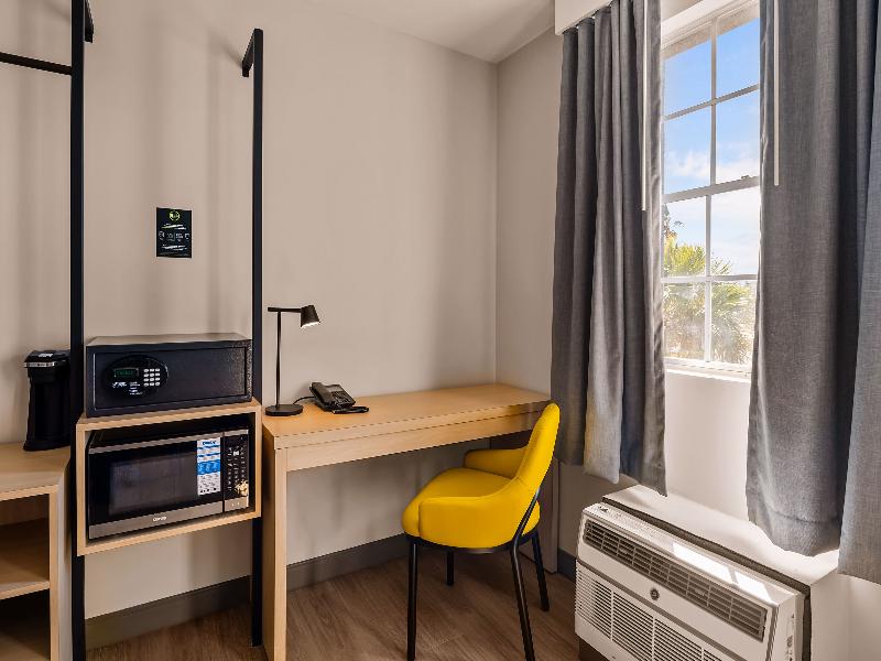B&B Hotel Jacksonville Airport image