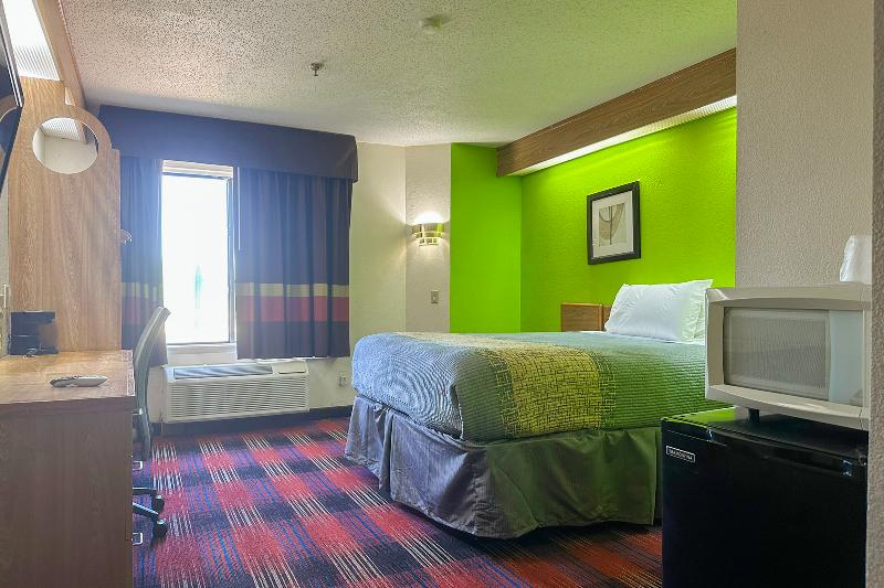 Classic Inn By Oyo I- 240 Near Memphis Airport image