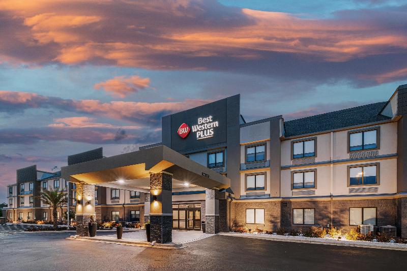 Best Western Plus Savannah Gateway photo 4