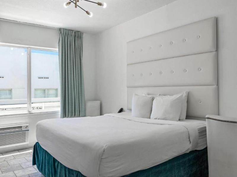Beacon Hotel image