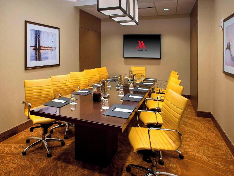 Newark Liberty International Airport Marriott image
