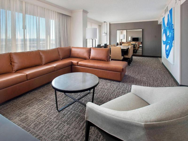 Newark Liberty International Airport Marriott image