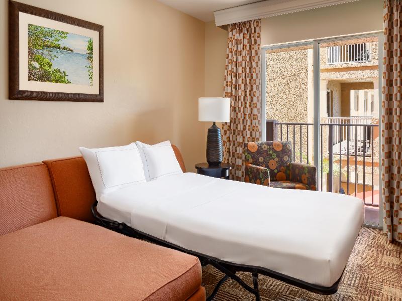 Inn of Naples, Tapestry Collection by Hilton image