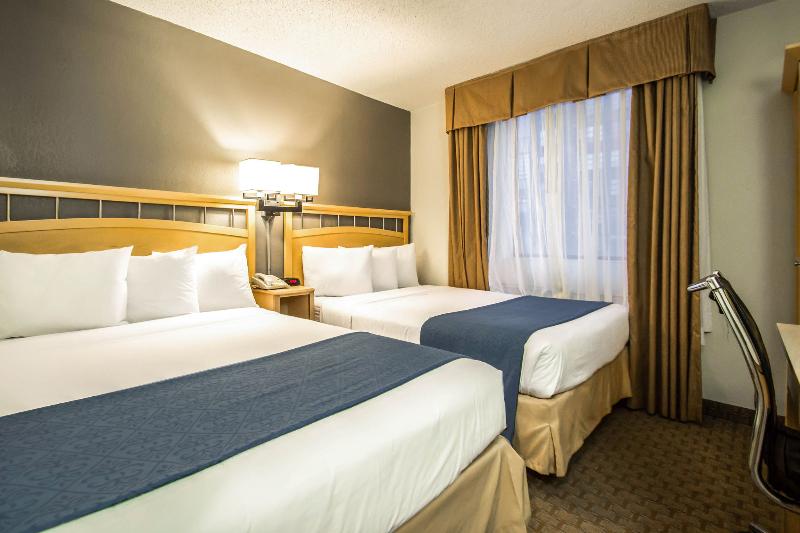 Hudson River hotel image