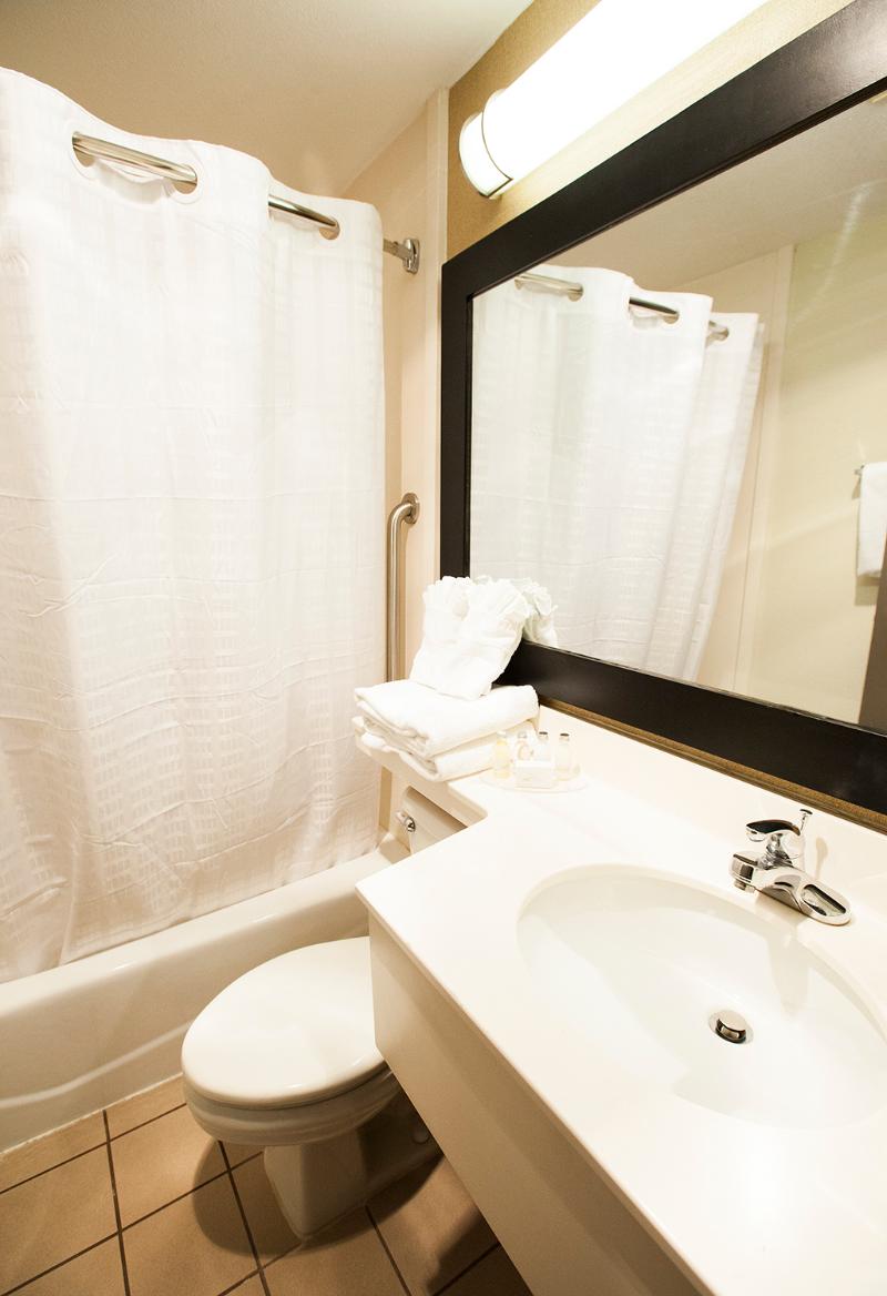 Hudson River hotel image