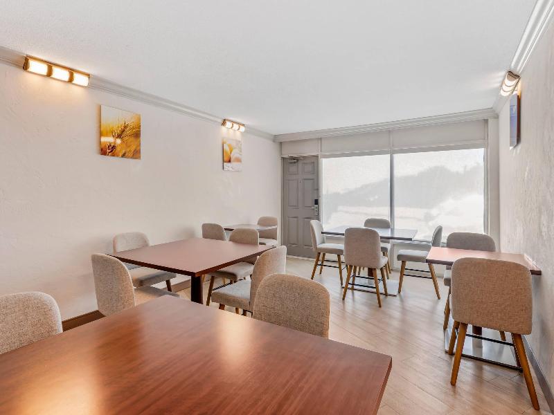 Quality Inn Oceanfront image