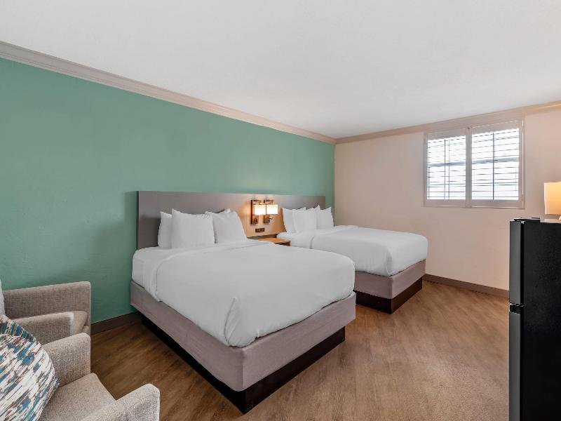 Quality Inn Oceanfront image