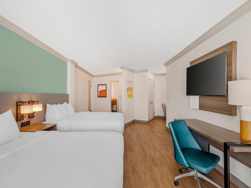 Quality Inn Oceanfront image