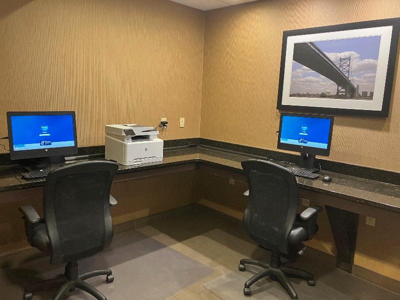Holiday Inn Express Philadelphia Penn's Landing image