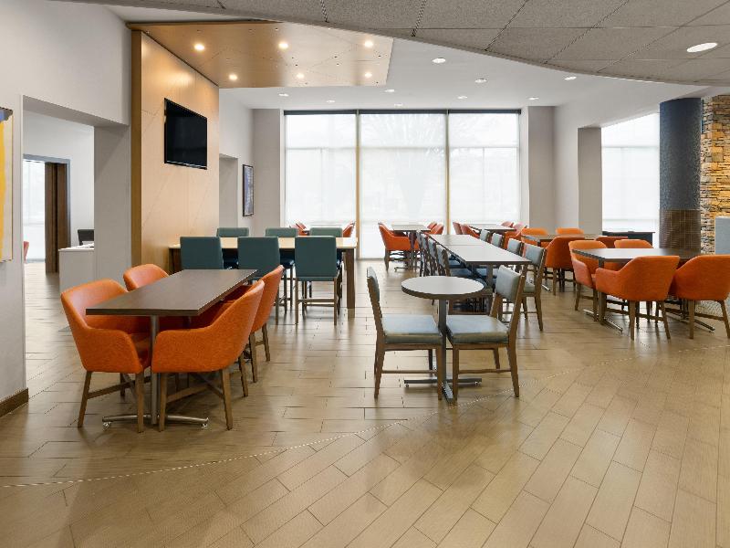 Holiday Inn Express Philadelphia Penn's Landing image