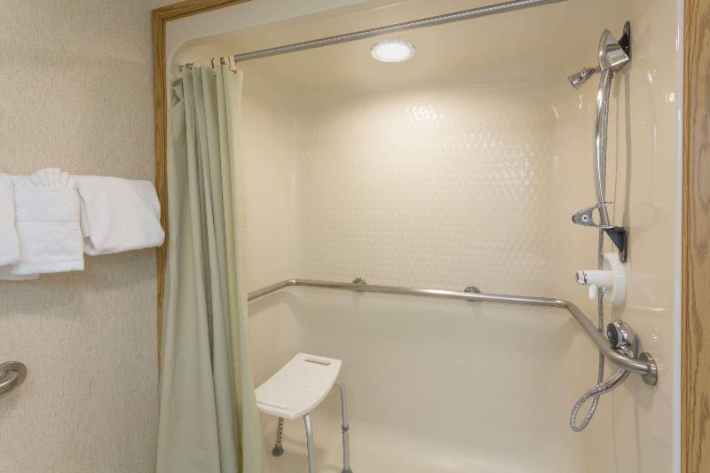 SureStay Plus Hotel by Best Western Portland East