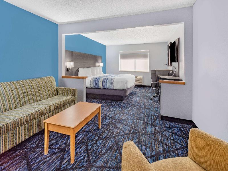 AmericInn by Wyndham Quincy image