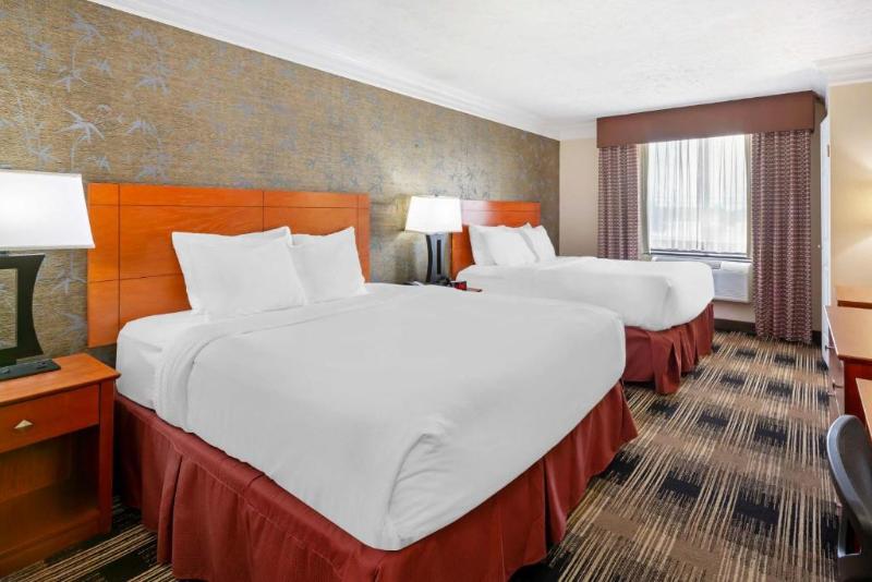 Best Western The Inn at Rochester Airport image