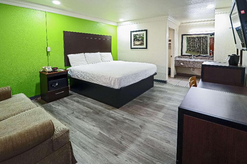 Rodeway Inn Lackland AFB/Sea World - Image 4