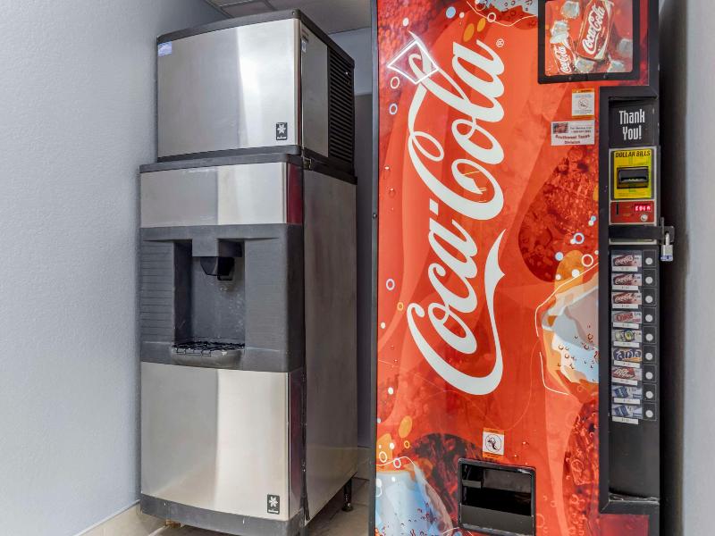 Quality Inn near SeaWorld - Lackland image