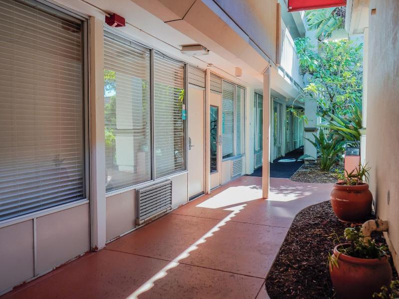 Uptown Oasis San Jose Airport image