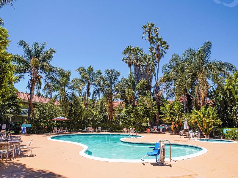 Uptown Oasis San Jose Airport image
