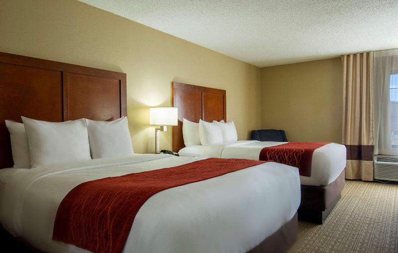 Comfort Inn Southern Santa Fe image